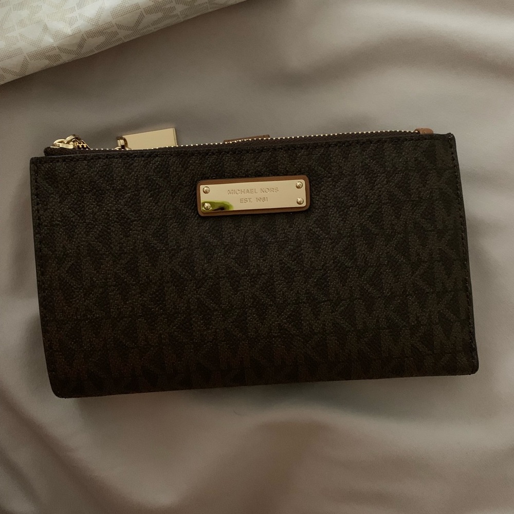 Michael Kors double zip wristlet